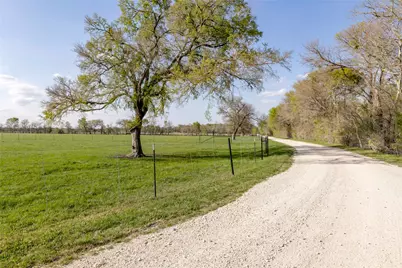 11581 County Road 419, Navasota, TX 77868 - Photo 34