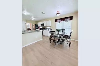 7222 Foxshadows Lane, Humble, TX 77338 - Photo 14