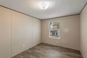 531 Canal Dr, Point Blank, TX 77364 - Photo 28