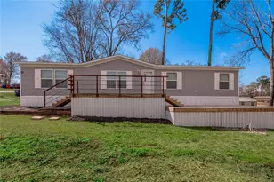 531 Canal Dr, Point Blank, TX 77364 - Photo 4