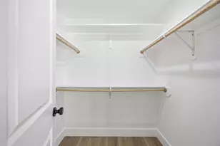 801 E 32nd 1/2 St, Houston, TX 77022 - Photo 22