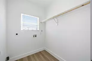 801 E 32nd 1/2 St, Houston, TX 77022 - Photo 26