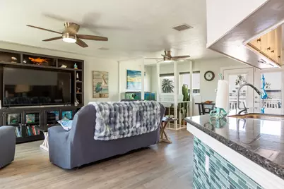 1260 Blue Heron Street, Hitchcock, TX 77563 - Photo 10