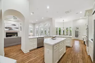 38 Scotsmoor Ct, Sugar Land, TX 77479 - Photo 16