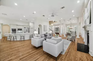38 Scotsmoor Ct, Sugar Land, TX 77479 - Photo 4