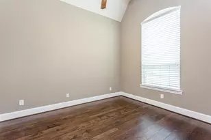 4214 Quiet Dawn Ln, Sugar Land, TX 77479 - Photo 4