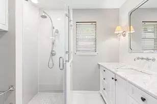 1534 Ashford Hollow Ln, Houston, TX 77077 - Photo 18