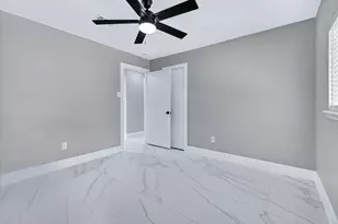23 Summer Crest Cir, The Woodlands, TX 77381 - Photo 20