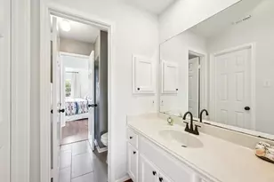 2202 Castle Bay Dr, League City, TX 77573 - Photo 34
