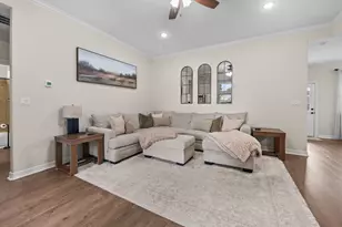 118 N Urbanec St, East Bernard, TX 77435 - Photo 6