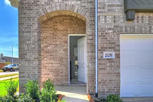 21251 Shr Blf Dr, Cypress, TX 77433 - Photo 2