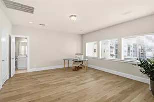 1415 Devonshire Manor Ln, Houston, TX 77055 - Photo 36