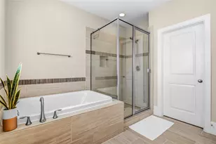 1415 Devonshire Manor Ln, Houston, TX 77055 - Photo 34