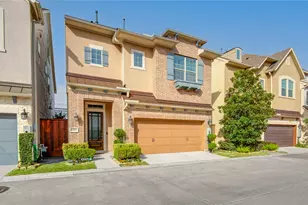 1415 Devonshire Manor Ln, Houston, TX 77055 - Photo 4