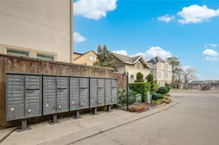 1415 Devonshire Manor Ln, Houston, TX 77055 - Photo 48