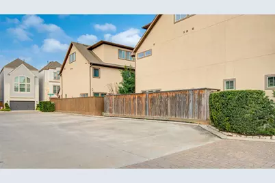 1415 Devonshire Manor Lane, Houston, TX 77055 - Photo 46