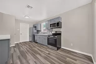 2013 Long Dr, Richmond, TX 77469 - Photo 18