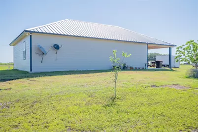 1015 Fm 960 Road, El Campo, TX 77437 - Photo 4