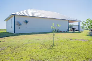 1015 FM 960 Rd, El Campo, TX 77437 - Photo 4