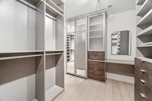 2047 Westcreek Ln, Houston, TX 77027 - Photo 12