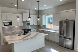 13306 Valley Orchard, Tomball, TX 77375 - Photo 2