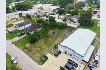 10034 Chickasaw Lane, Houston, TX 77041 - Photo 4