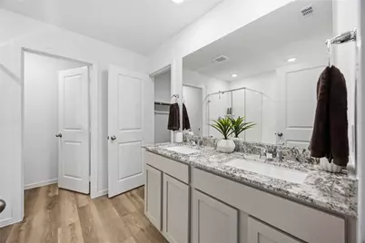 5202 Greengrass Willow Way, Houston, TX 77048 - Photo 12