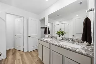5202 Greengrass Willow Wy, Houston, TX 77048 - Photo 12