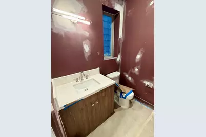 5705 Feagan Street, Houston, TX 77007 - Photo 10