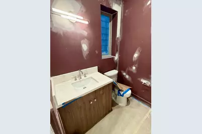 5705 Feagan Street, Houston, TX 77007 - Photo 10