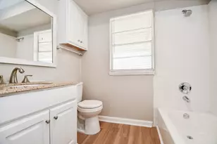 919 Forest Oaks Dr, Houston, TX 77017 - Photo 10