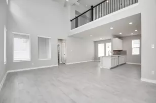 18542 Athena Flower Dr, Fresno, TX 77545 - Photo 10