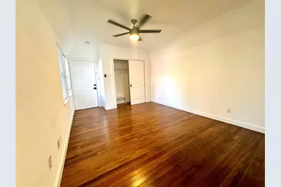 415 Fairview Avenue #4, Houston, TX 77006 - Photo 10