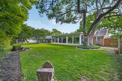 11230 Huggins Drive, Houston, TX 77035 - Photo 46