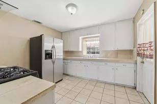 134 Obion Rd, Houston, TX 77076 - Photo 6