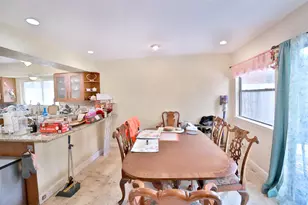10318 Piping Rock Ln, Houston, TX 77042 - Photo 12