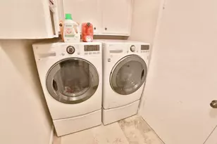 10318 Piping Rock Ln, Houston, TX 77042 - Photo 34