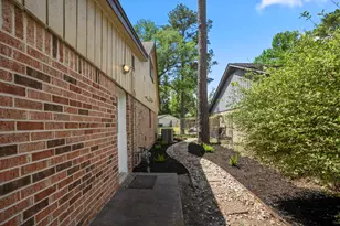 5918 Par Four Dr, Houston, TX 77088 - Photo 32