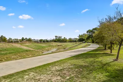 5918 Par Four Drive, Houston, TX 77088 - Photo 38