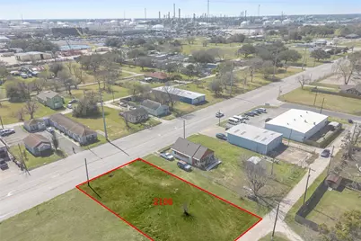 2106 Texas Avenue, Texas City, TX 77590 - Photo 6
