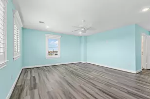 23401 4th Ave, Galveston, TX 77554 - Photo 18