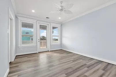 23401 4th Avenue, Galveston, TX 77554 - Photo 10