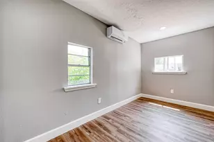 6715 Victoria St, Houston, TX 77020 - Photo 28