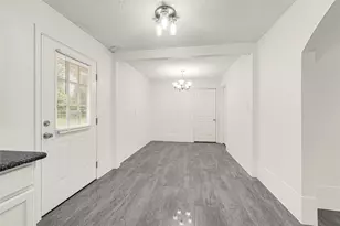 506 Edgebrook Dr, Houston, TX 77034 - Photo 10