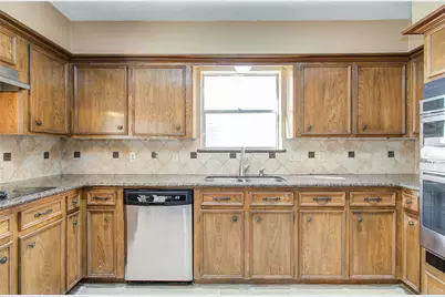 4903 Charade Drive, Houston, TX 77066 - Photo 10