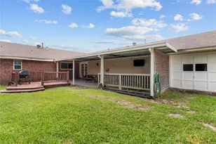 4322 Aztec St, Pasadena, TX 77504 - Photo 4