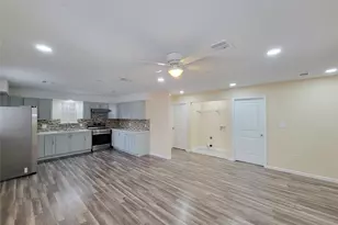 6807 Foster St, Houston, TX 77021 - Photo 8