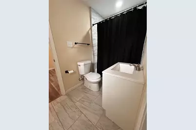 6807 Foster Street #B, Houston, TX 77021 - Photo 4