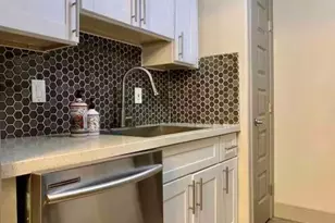 6402 Del Monte Dr, Houston, TX 77057 - Photo 2