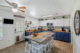 15236 Faircrest Dr, College Station, TX 77845 - Photo 10